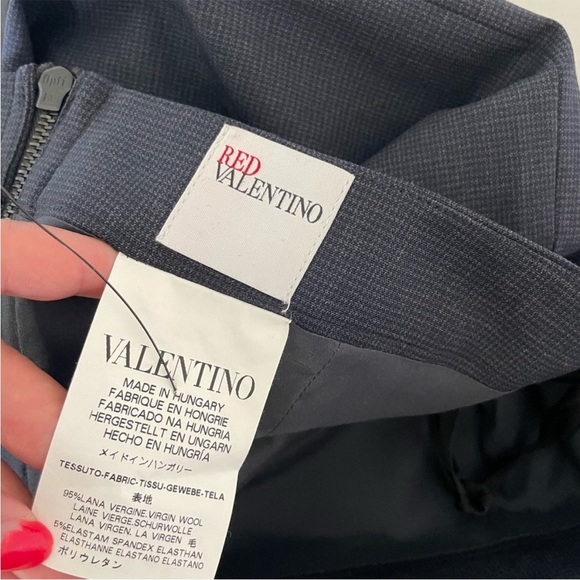 Red Valentino blue black back zip skirt - Picture 6 of 11